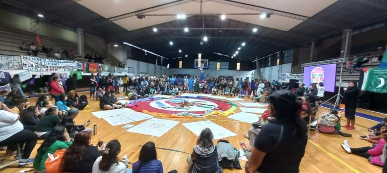 Encuentro pluricultural de la tierra colorada